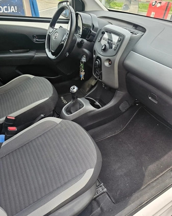 Toyota Aygo cena 34900 przebieg: 105550, rok produkcji 2019 z Żory małe 67